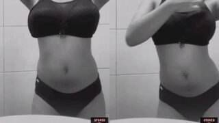 Bokep ngintip lagi mandi abg pamer payudara